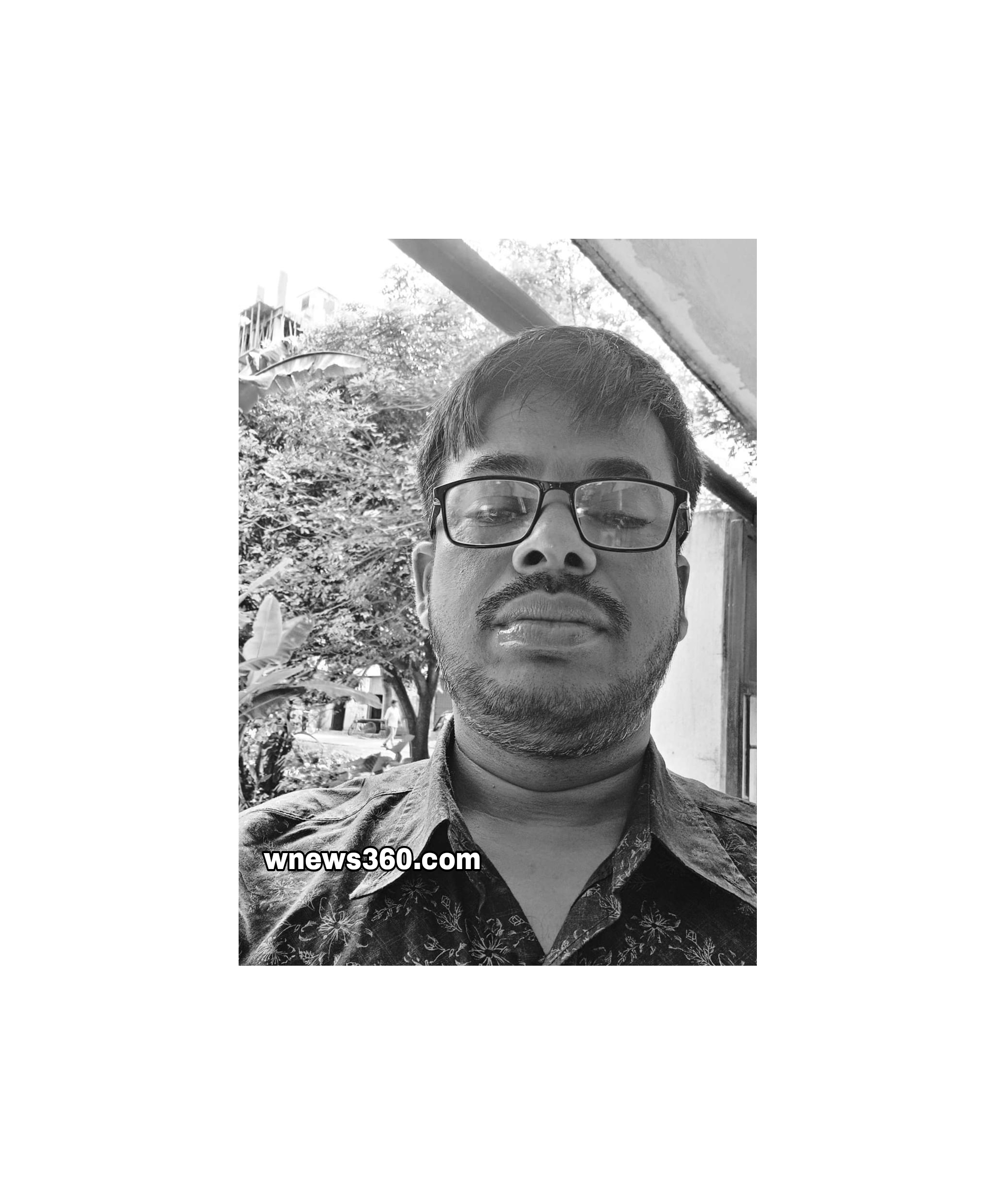 Picsart_23-10-25_19-23-45-192.jpg