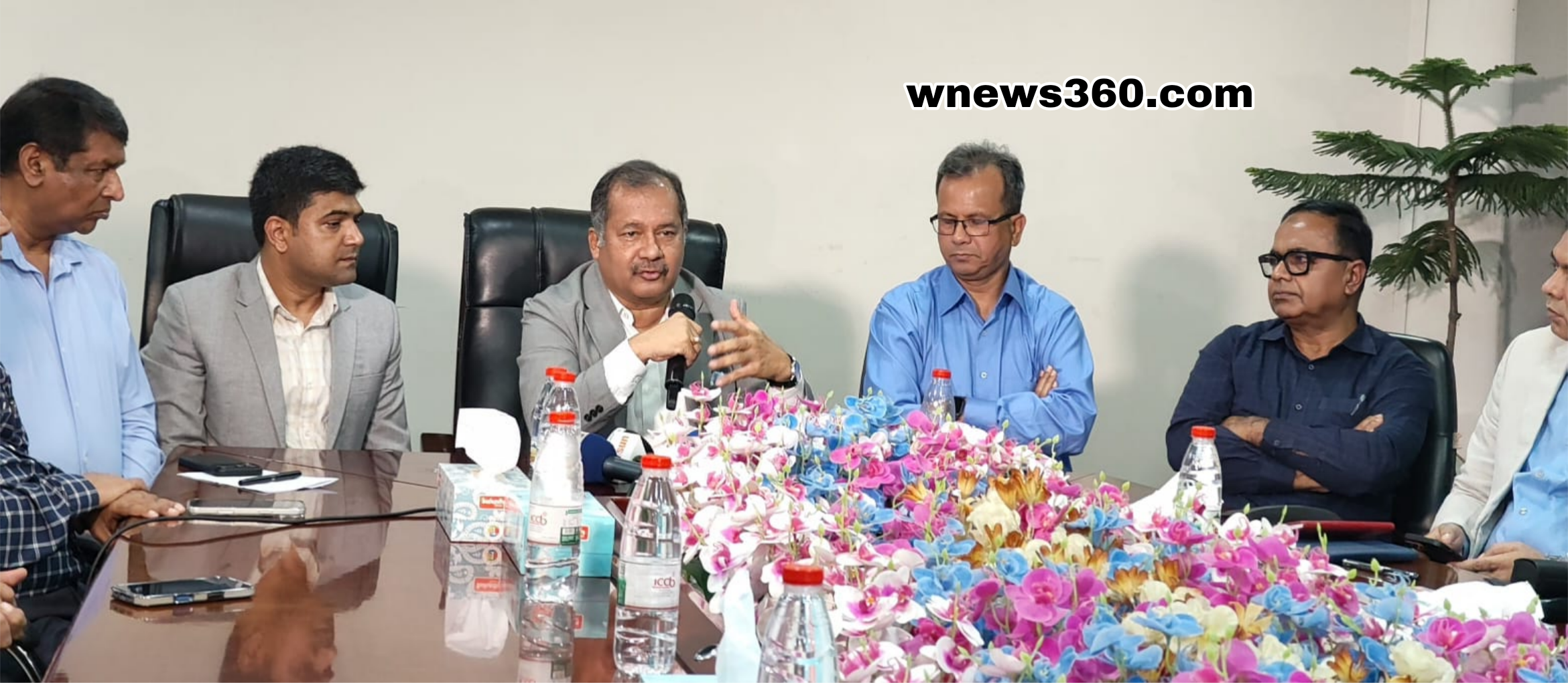 নবম ওয়েজ বোর্ড বাস্তবায়ন না হলে সাংবাদিকদের পেশাগত নিরাপত্তা নিশ্চিত করা সম্ভব নয়: তথ্যমন্ত্রী Picsart_26-07-16_17-40-15-862.png